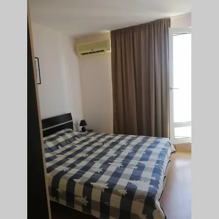 Apartment Noks Spacious 1 Bed Flat Sunny Terrace 6 Min *