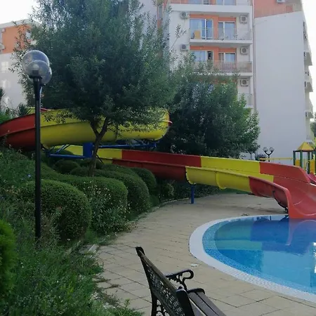 Noks Spacious 1 Bed Flat Sunny Terrace 6 Min Daire *